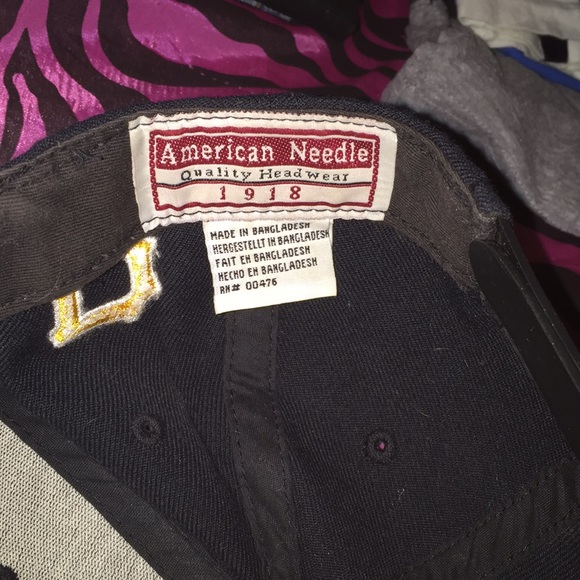 Vintage 90’s Pirates SnapBack - Picture 3 of 3